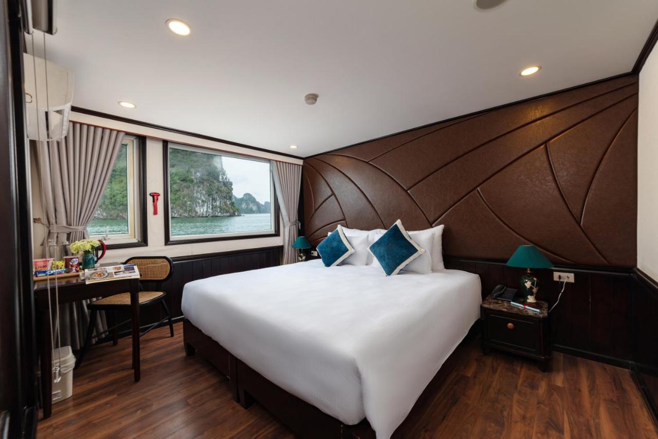 Amanda Cruise Ha Long Bay Hotel Bagian luar foto