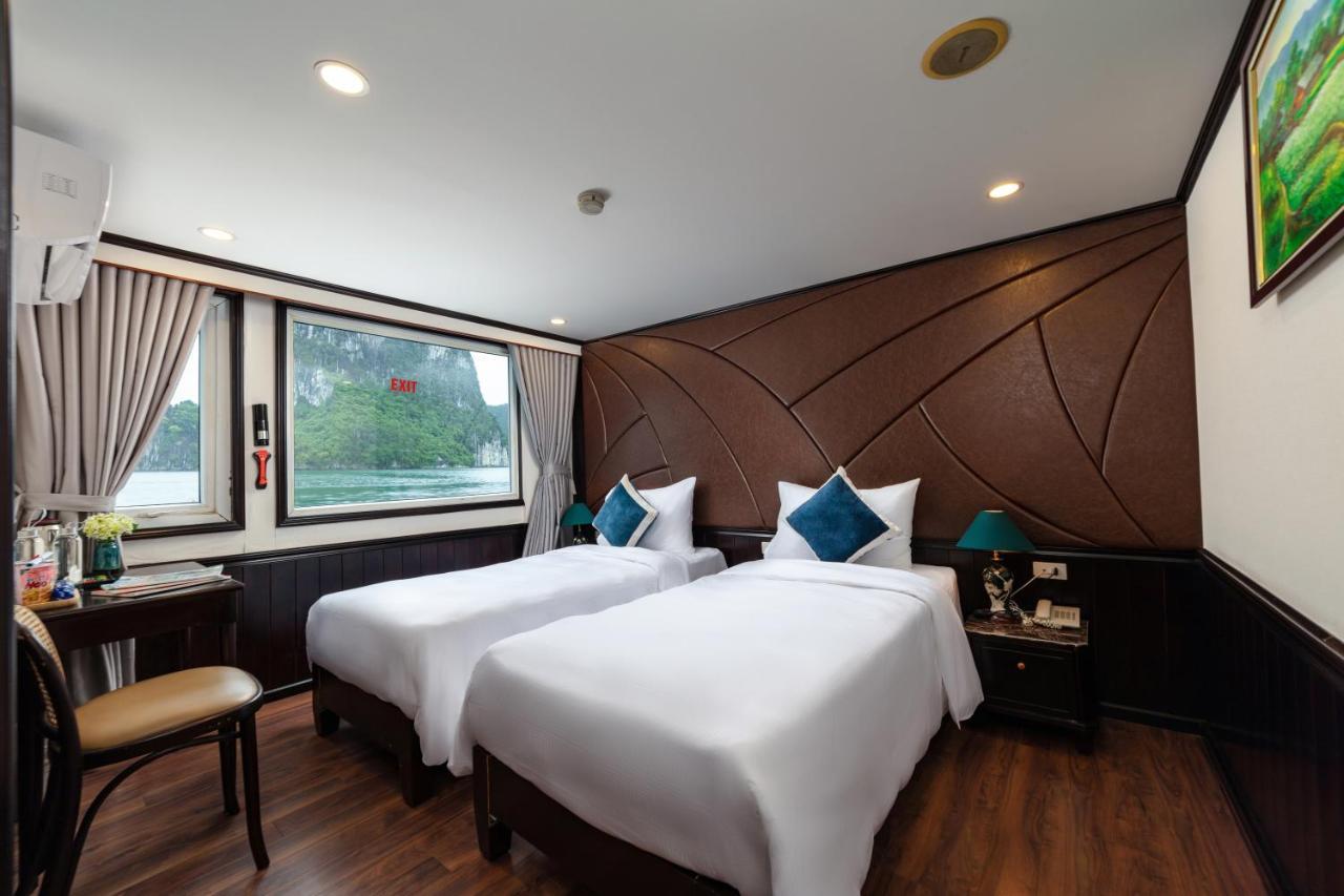 Amanda Cruise Ha Long Bay Hotel Bagian luar foto