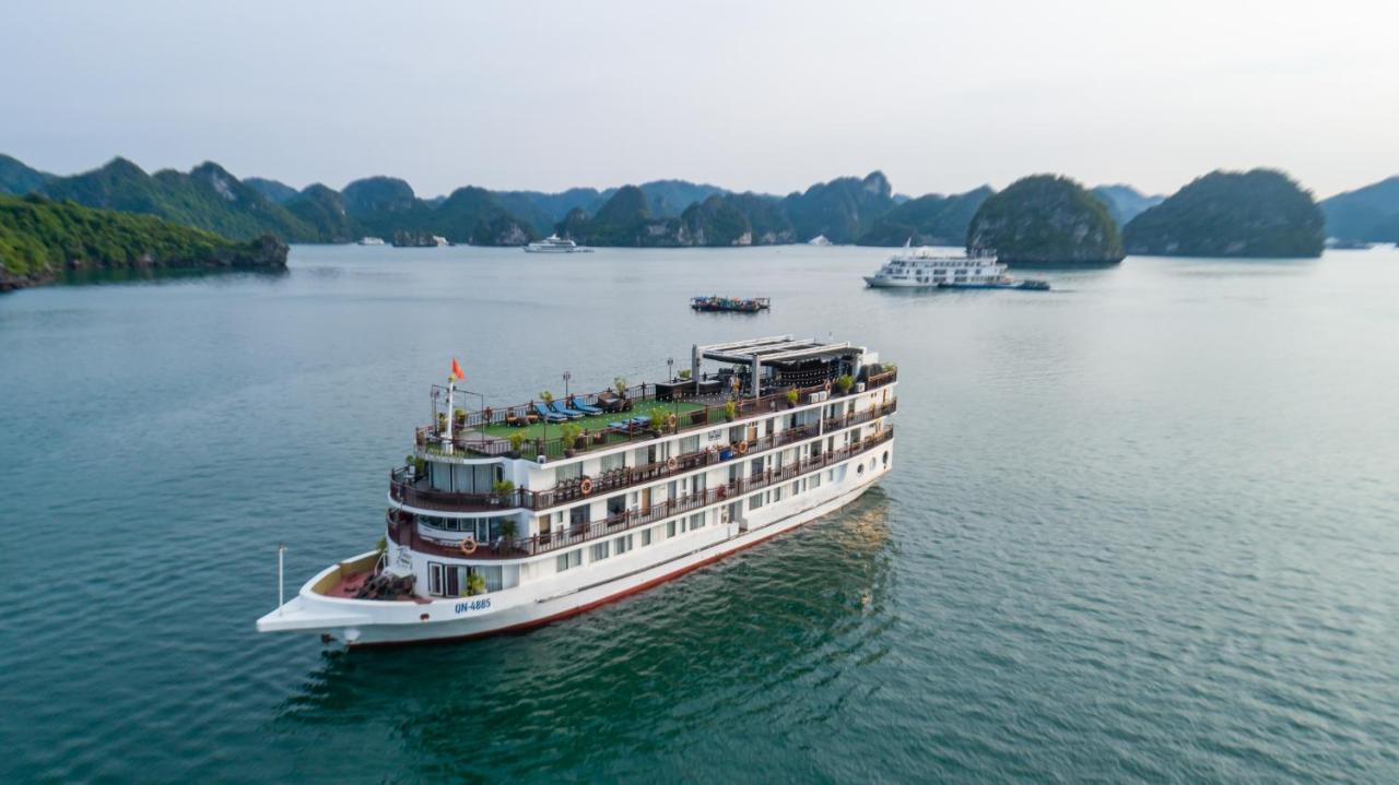 Amanda Cruise Ha Long Bay Hotel Bagian luar foto