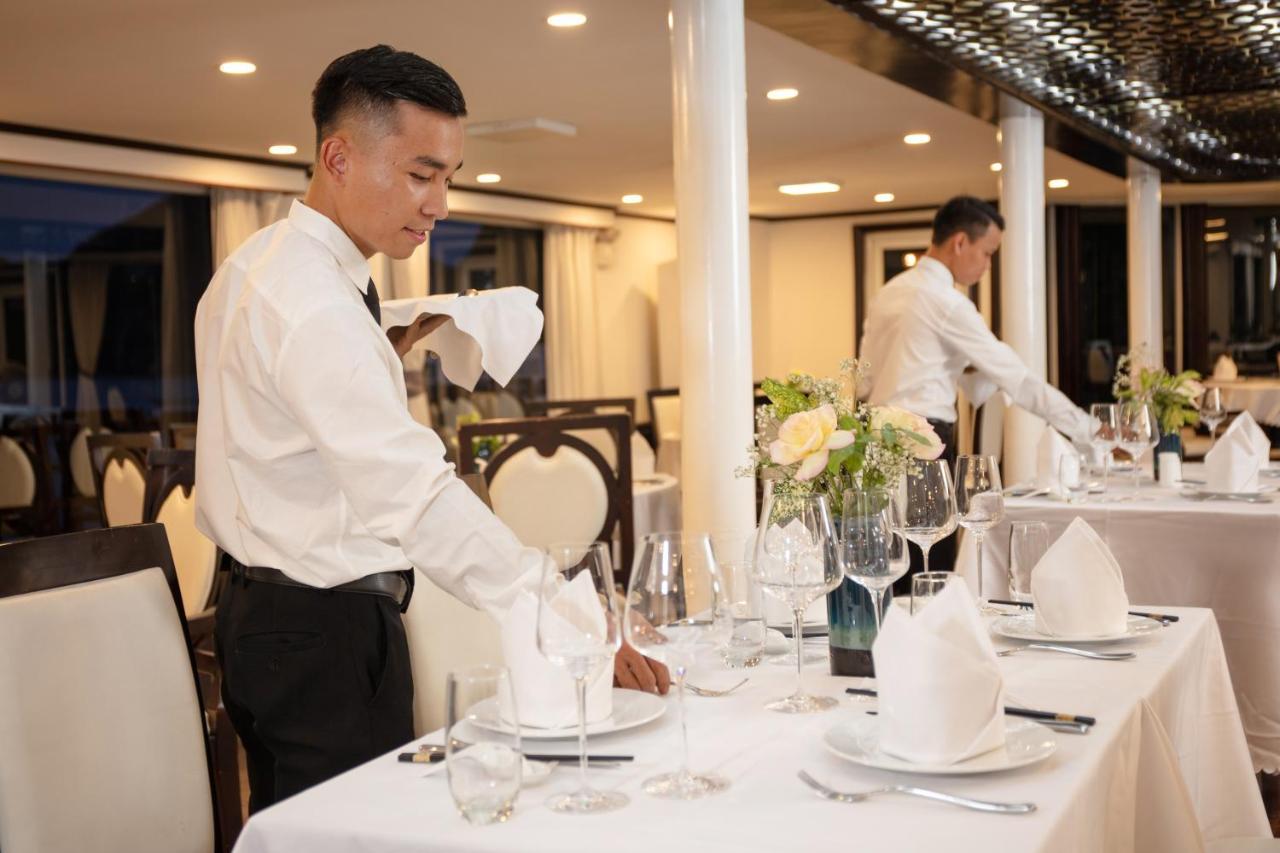 Amanda Cruise Ha Long Bay Hotel Bagian luar foto